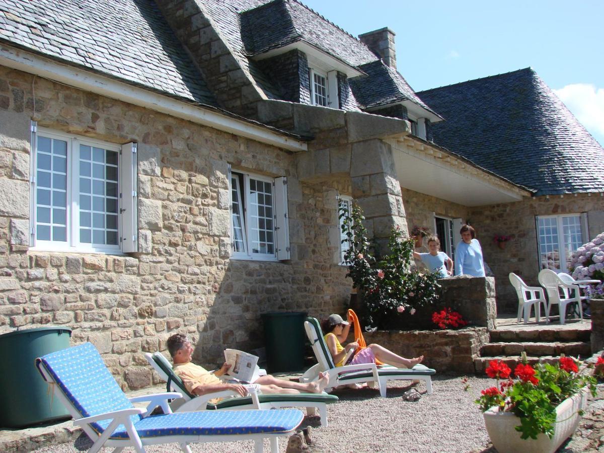 Les Ajoncs Bed and Breakfast Plougrescant Εξωτερικό φωτογραφία