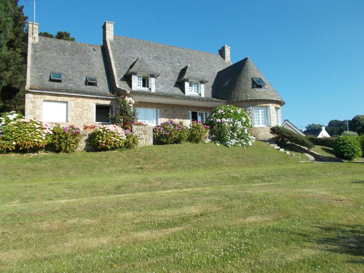 Les Ajoncs Bed and Breakfast Plougrescant Εξωτερικό φωτογραφία